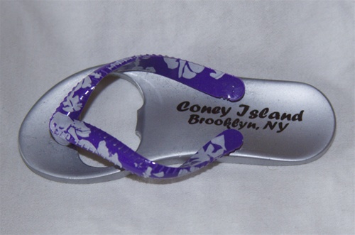 Coney island Flip Flop Magnet with Bottle Opener [Purple]